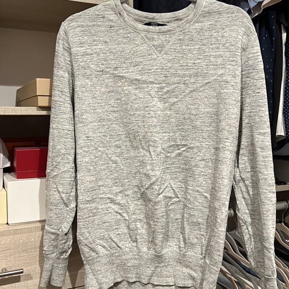 JCrew pullover - Picture 2 of 4